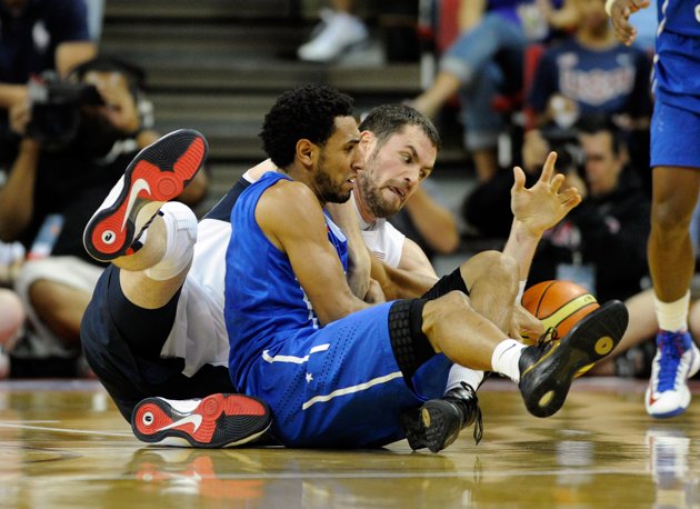 Team Usa Vs Dominican Republic Sneakers 01