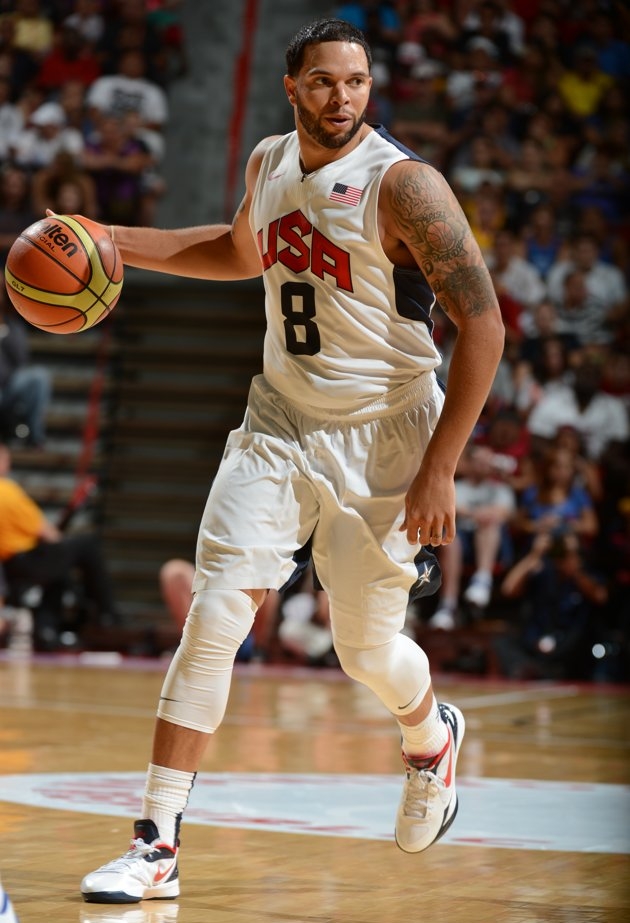 Team Usa Vs Dominican Republic Sneakers 06