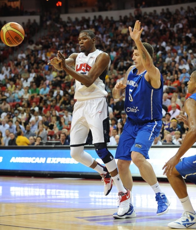 Team Usa Vs Dominican Republic Sneakers 15
