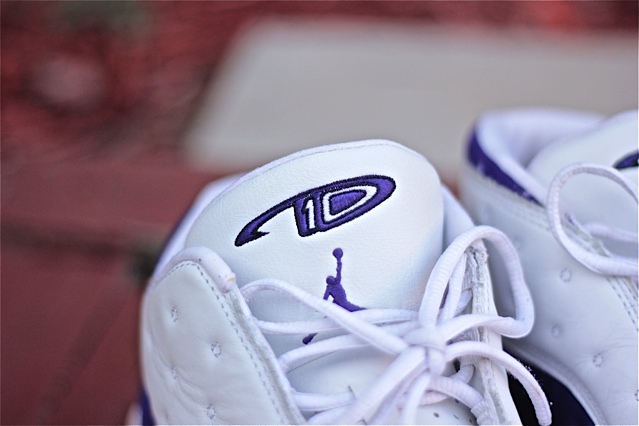 Air Jordan Xiii Low Game Worn Mike Bibby Autograph 06