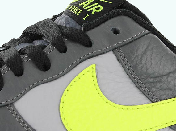 Nike Air Force 1 Low "Neon"