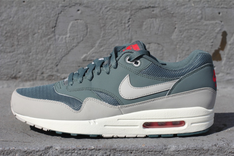 Nike Air Max 1 Essential Hasta 031