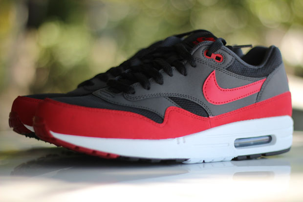 Nike Air Max 1 Red Grey Black 3