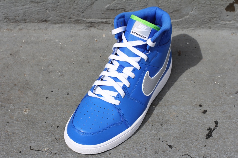 Nike Backboard Ii Mid Signal Blue 2