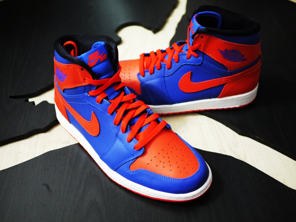 Air Jordan 1 Retro High 2013 Packaging Comparison 02