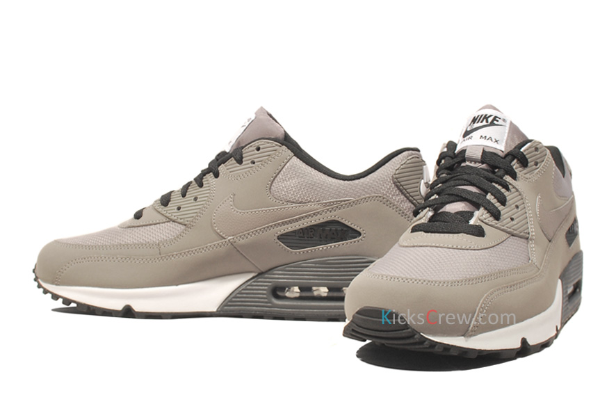 nike-air-max-90-essential-2 Nike Air Max 90 Essential 2