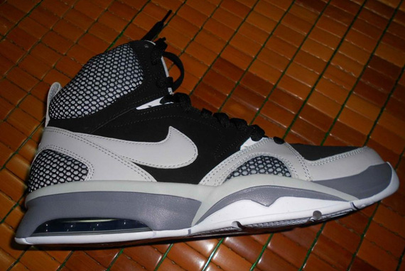 Nike Air Ultraforce Grey Black Yellow 1