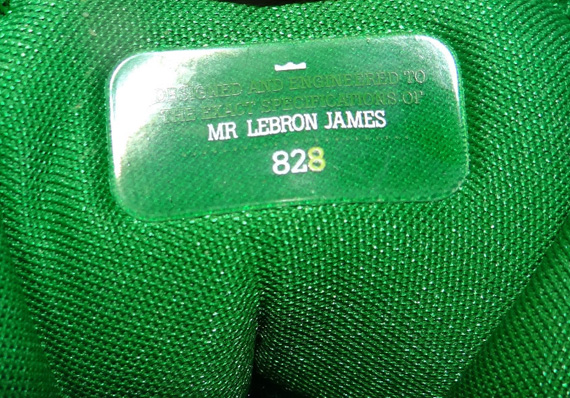 nike-lebron-8-victory-green-sample-12 Nike Lebron 8 Victory Green Sample 12