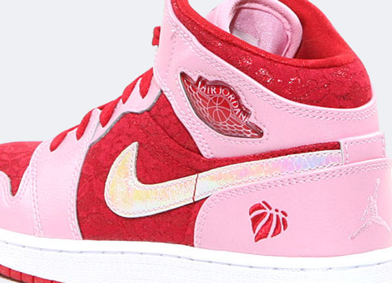 Air Jordan 1 Mid Premium GS "Valentine's Day"