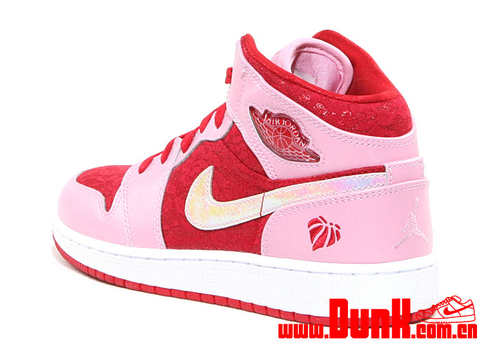 Air Jordan 1 Mid Premium Gs Valentines Day 4