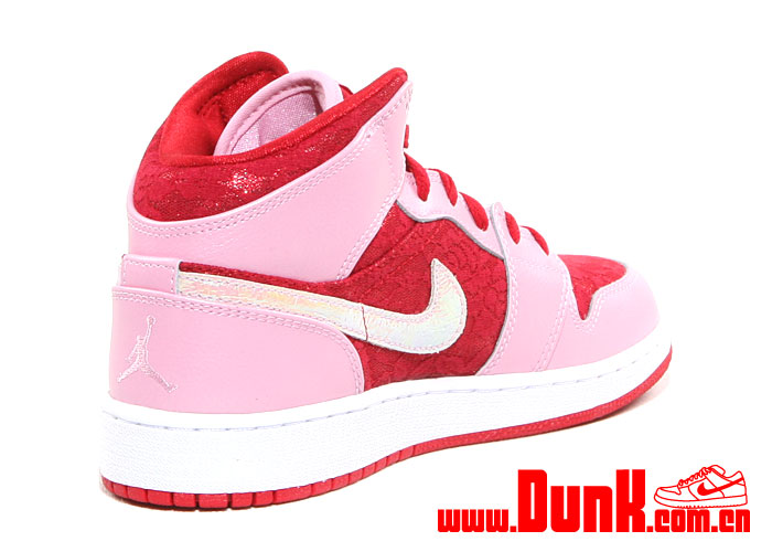 Air Jordan 1 Mid Premium Gs Valentines Day 5