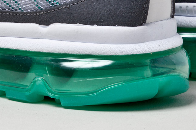Atomic Teal Nike Air Max 95 Dynamic Flywire 01