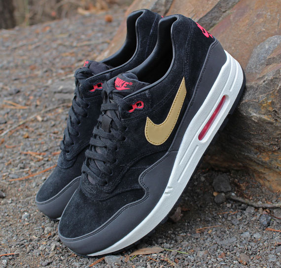 Nike Air Max 1 Premium Black Metallic Gold Hyper Red Sail 2