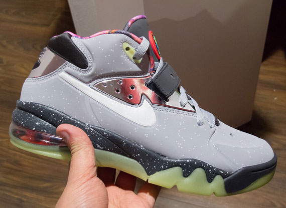 Nike Sportswear Area 72 Raygun Collection 3