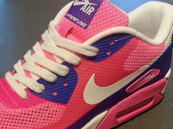 Nike WMNS Air Max 90 Hyperfuse "Pink Flash"
