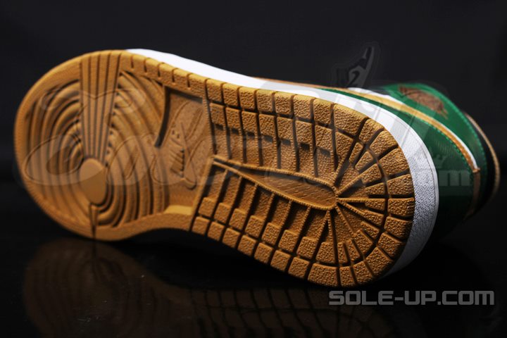 Air Jordan 1 Retro High Og Svsm 04