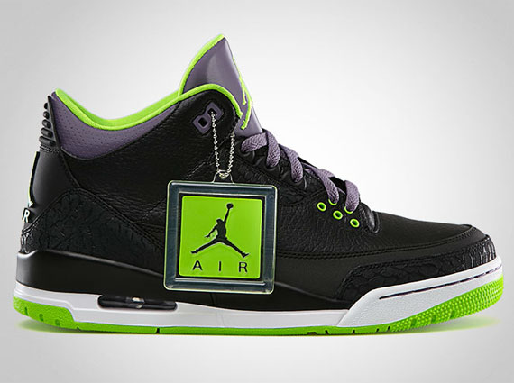 Air Jordan 3 Retro Black Electric Green Canyon Purple White 3