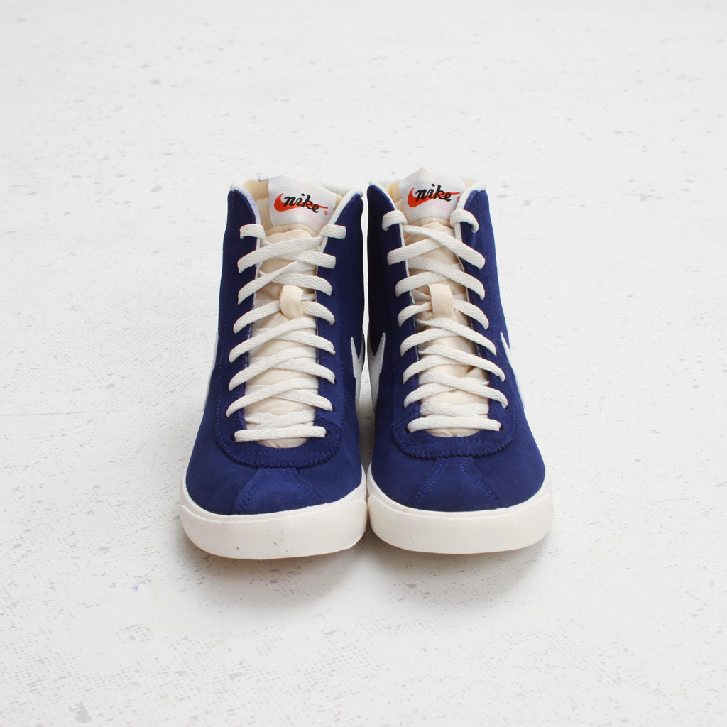 Nike Wmns Bruin Mid Lite 3
