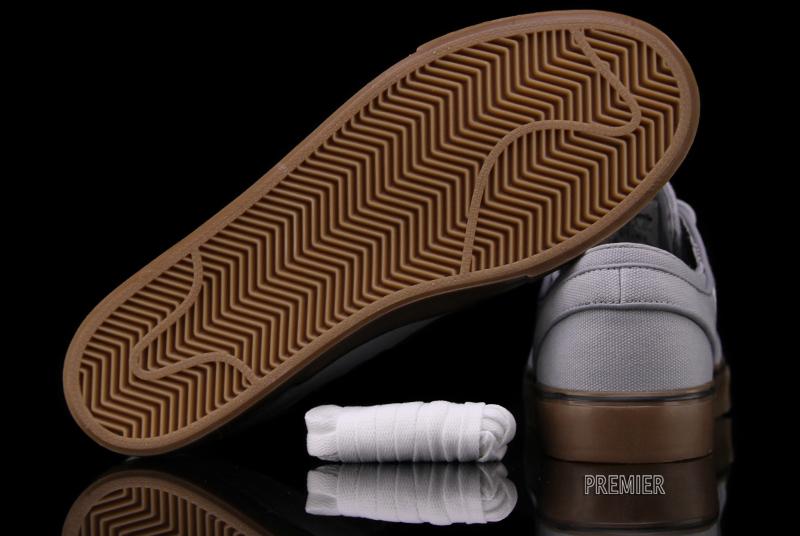 Nike Stefan Janoski Wolf Grey Gum Medium Brown 04