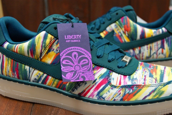 Liberty X Nike Air Force 1 Downtown 11