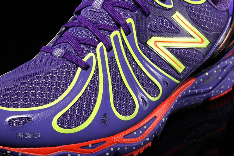 New Balance 890 V3 Paul Revere 04