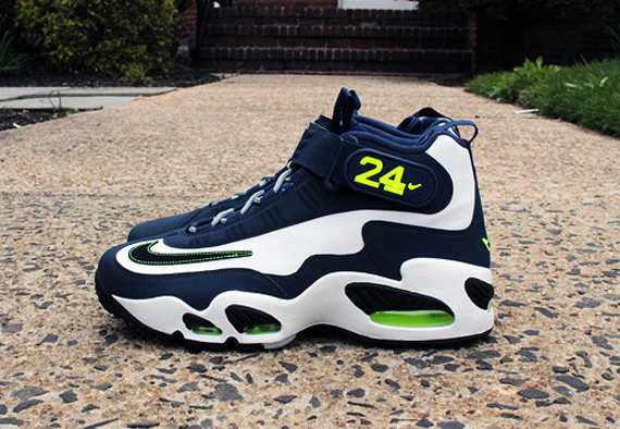 Nike Air Griffey Max 1 Navy Neon Seahawks