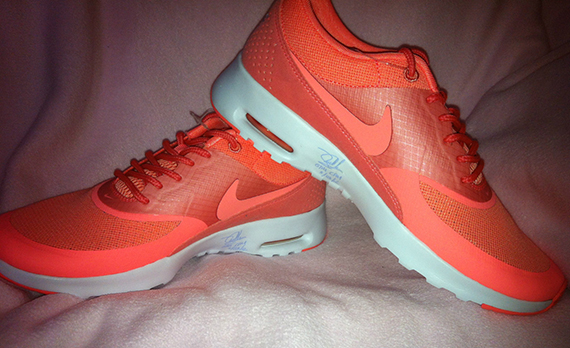 Nike Air Max Kin Atomic Pink White 6