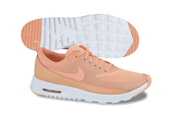 Nike Wmns Air Max Kin Peach White