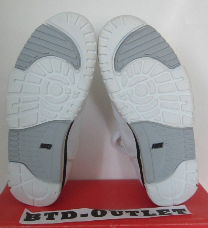Vintage Nike Air Cross Trainer Low 06