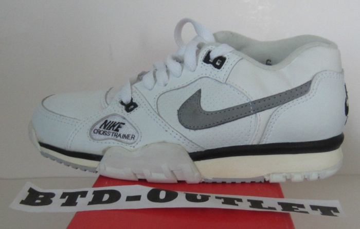 Vintage Nike Air Cross Trainer Low 10