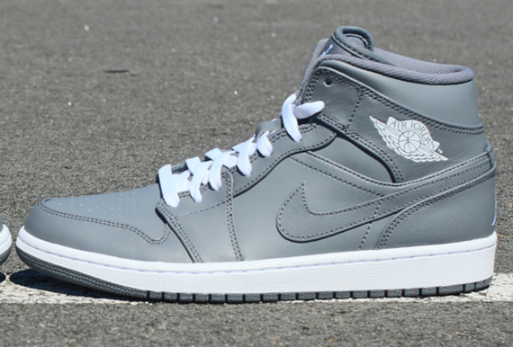 Air Jordan 1 Mid "Cool Grey"