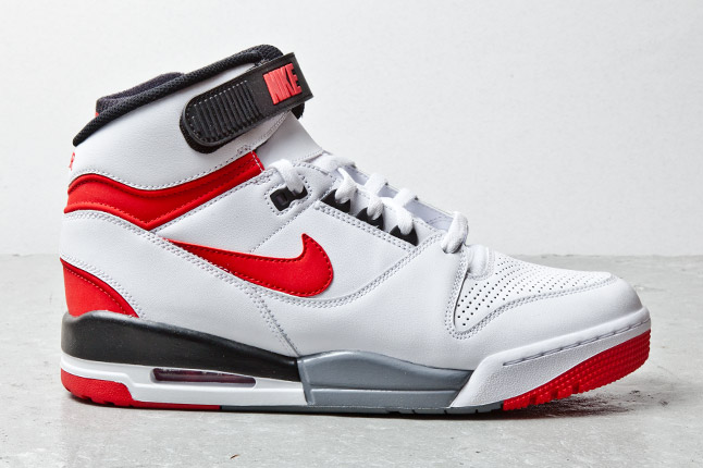 Nike Air Revolution White Red Black 4