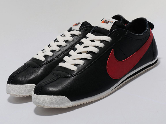 Nike Cortez Classic Black Red 1
