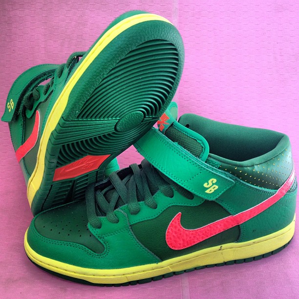 Nike Sb Dunk Mid Watermelon 01