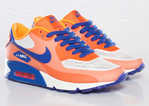 Nike Wmns Air Max 90 Hyperfuse Sail Hyper Blue Bright Citrus Total Crimson 2