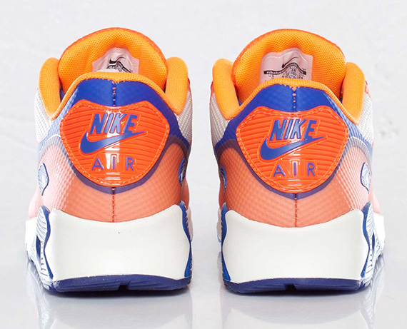 Nike Wmns Air Max 90 Hyperfuse Sail Hyper Blue Bright Citrus Total Crimson 4