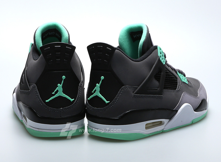 "Green Glow" Air Jordan 4