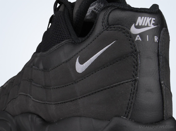 Nike Air Max 95 - Black - Court Purple - Wolf Grey