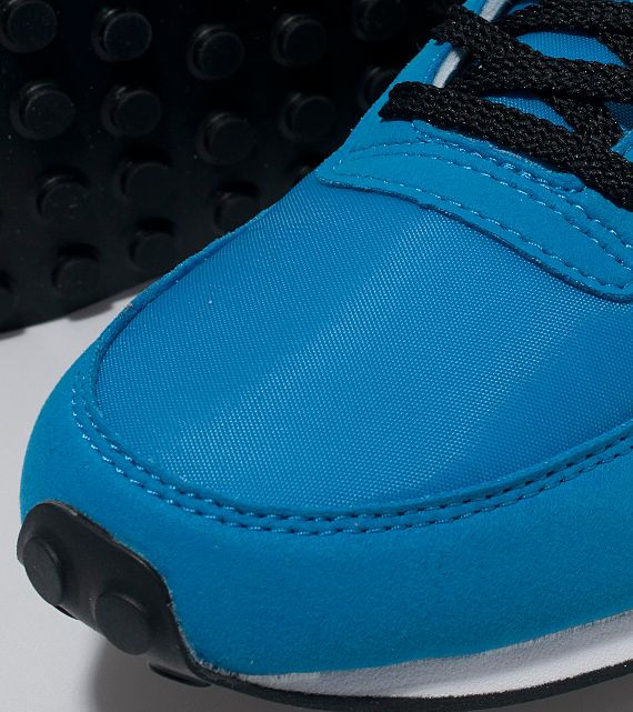New Balance 410 Blue Black 3