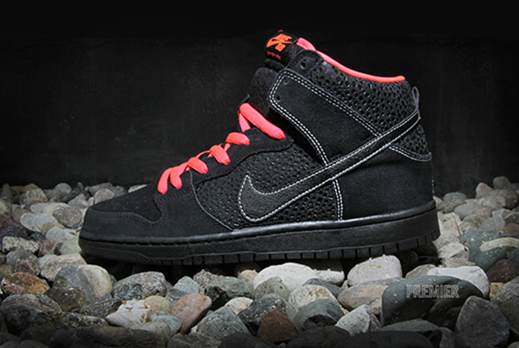Nike SB Dunk High - Black Safari - Atomic Red | Available