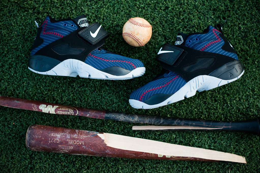 Nike Air Diamond Turf Baseball 6