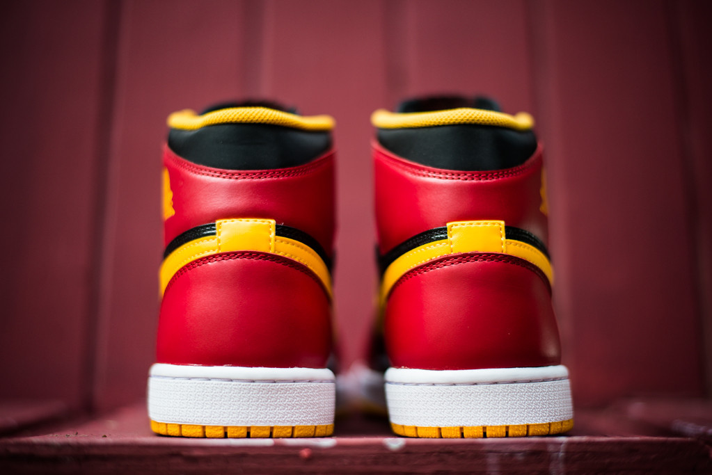 Air Jordan 1 Atlanta Hawks Arriving At Retailers 04