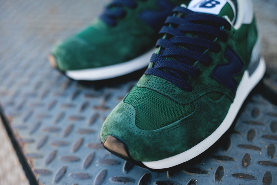 New Balance 990 Blue Green 02