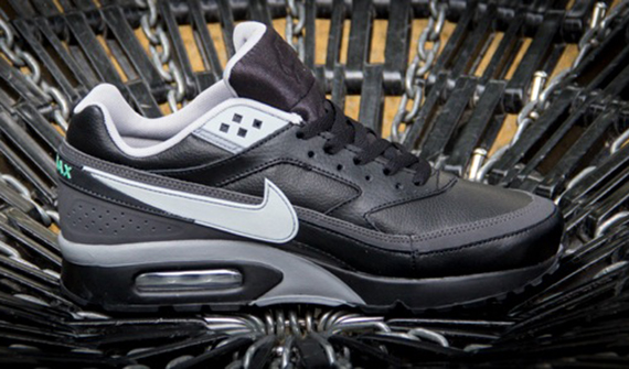 Nike Air Classic Bw Black Silver 1