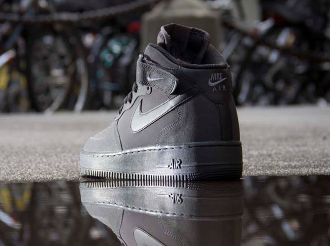 Nike Air Force 1 Mid Dark Charcoal Black 1