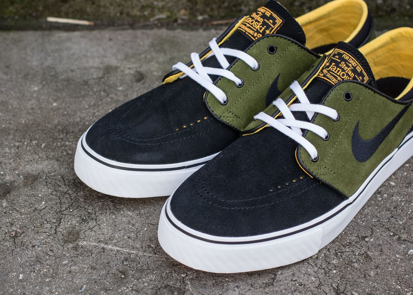 Nike Sb Stefan Janoski Black Logan Green Laser Orange 01