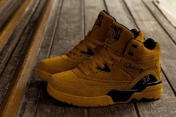 October 2013 Sneaker Releases 13