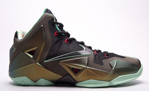 October 2013 Sneaker Releases 29