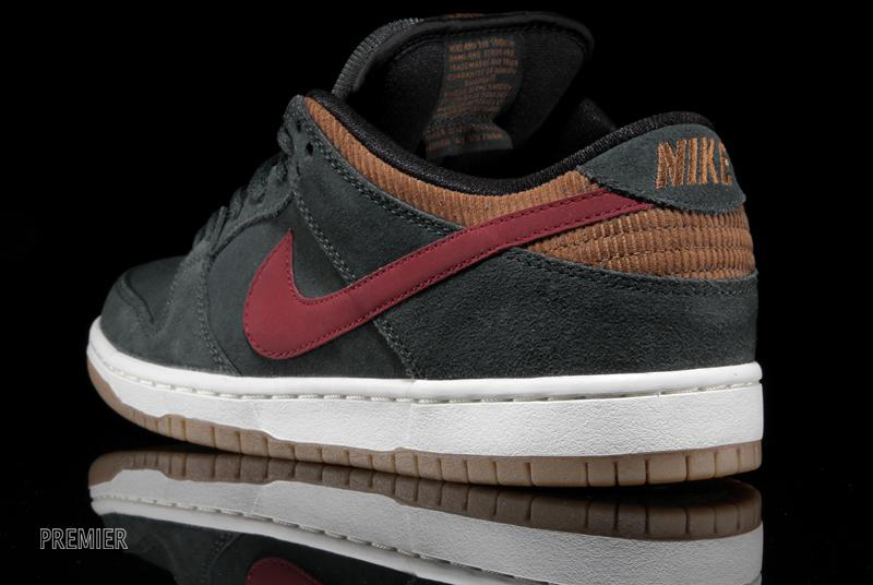 Sb Dunk Low Corduroy 4