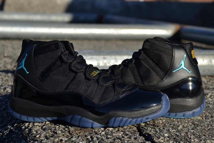 Air Jordan Xi Retro Black Gamma Blue Varsity Maize 04
